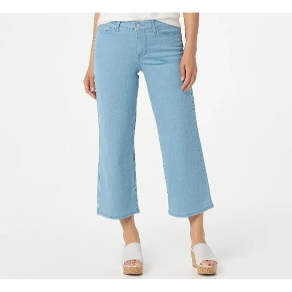 Isaac Mizrahi Live! Denim Cropped Colored Acid Wash Jeans Canal Blue 28W A380446 - Picture 1 of 2